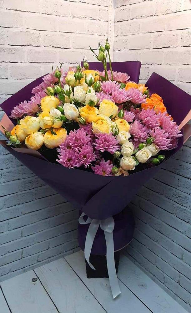 Букет цветов из: Хризантемы и Розы в Глазуновке