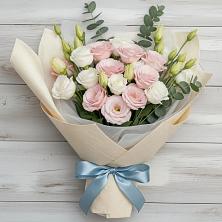 Букет цветов из:  Лизиантусы в Глазуновке