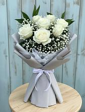 Букет цветов из:  Розы в Глазуновке