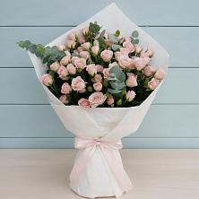Букет цветов из:  Розы в Глазуновке