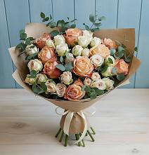 Букет цветов из:  Альстромерии и Розы в Глазуновке