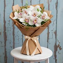Букет цветов из:  Орхидеи и Розы в Глазуновке
