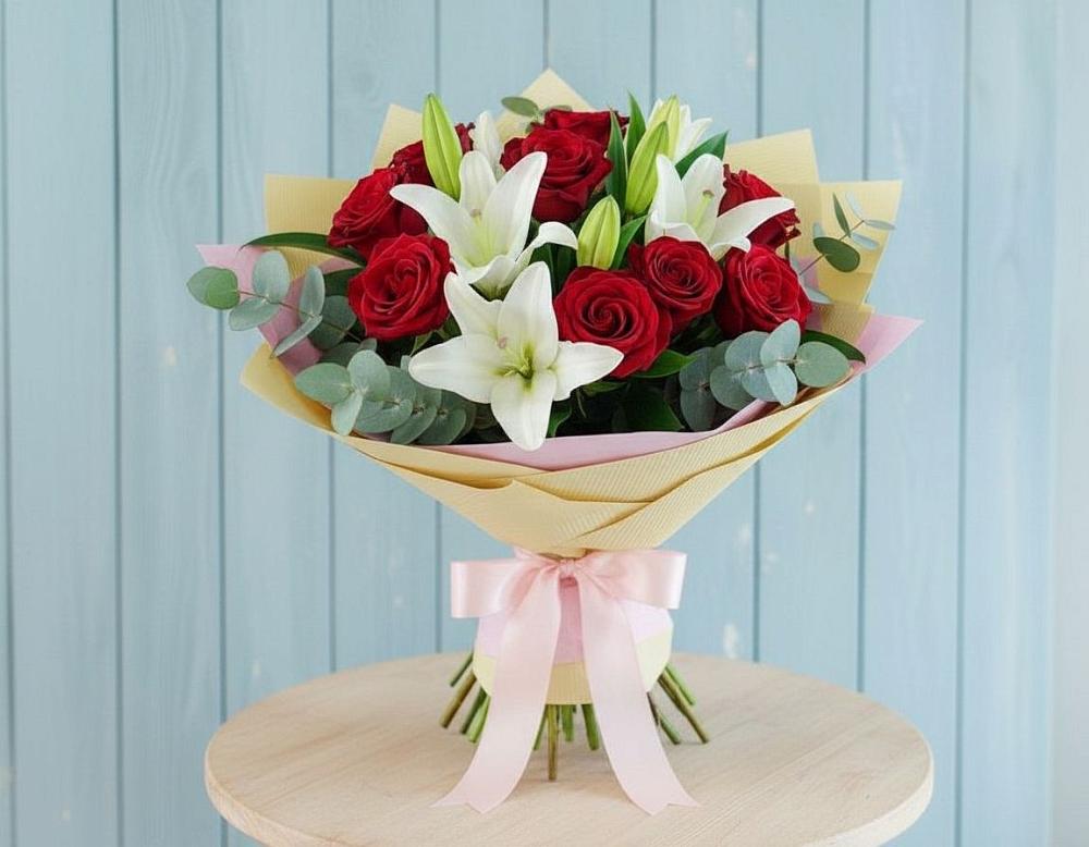 Букет цветов из: Лилии и Розы в Глазуновке